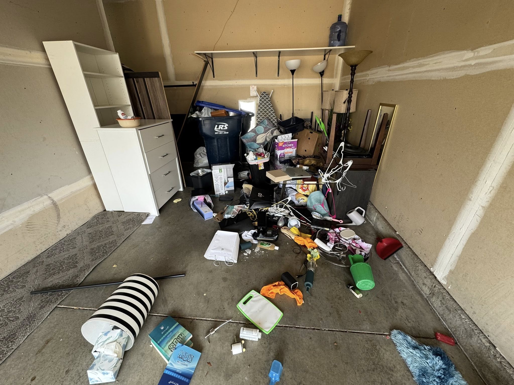 How to Handle Foreclosure & Eviction Cleanouts Efficiently
